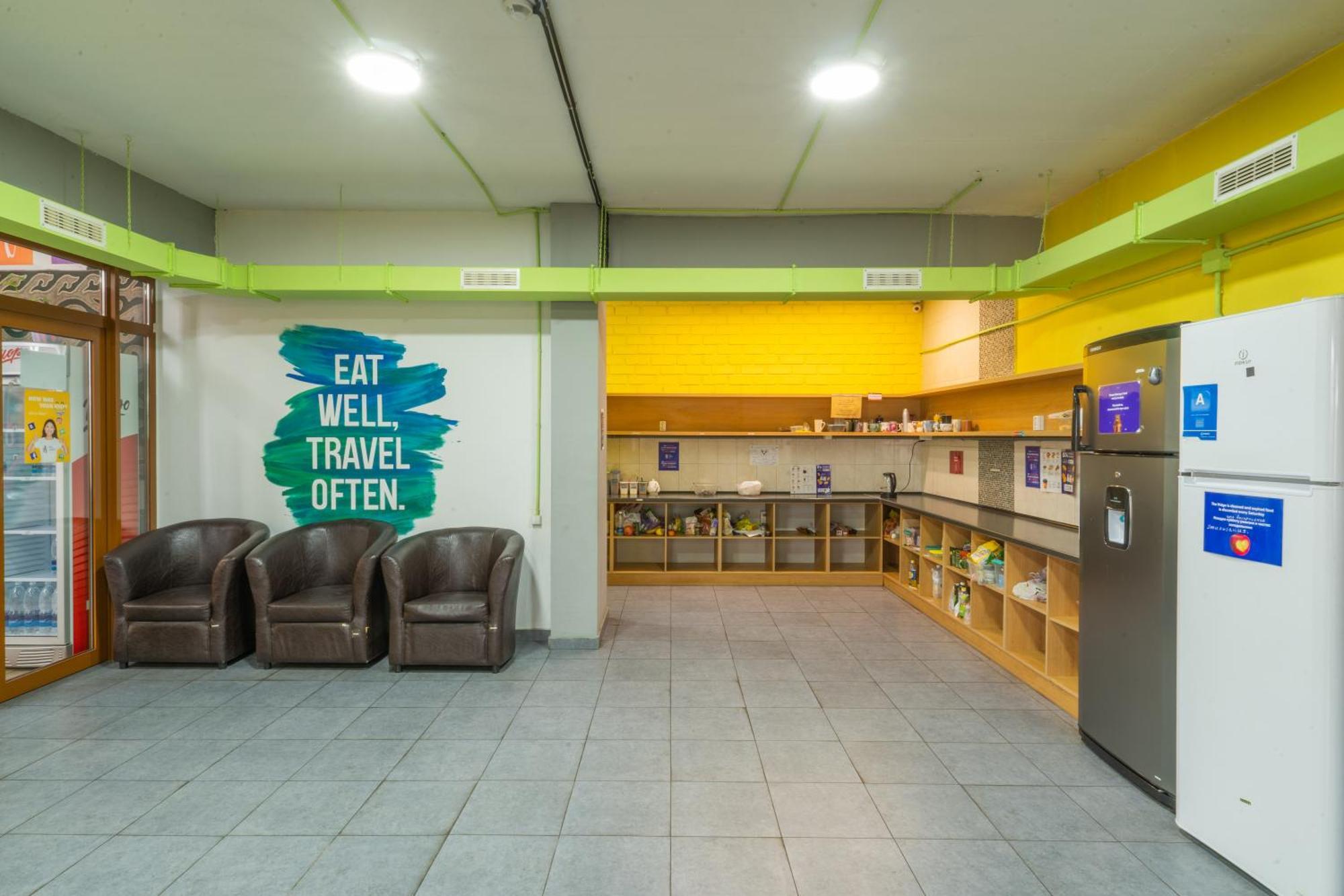 Ololofreelander Hostel&Coworking Bishkek Exterior photo